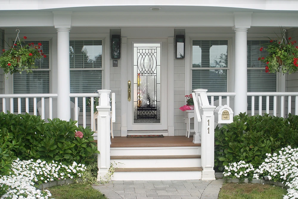 Curb Appeal: Your Eastern Iowa Home's First Impression 1 curb appeal front door entry door