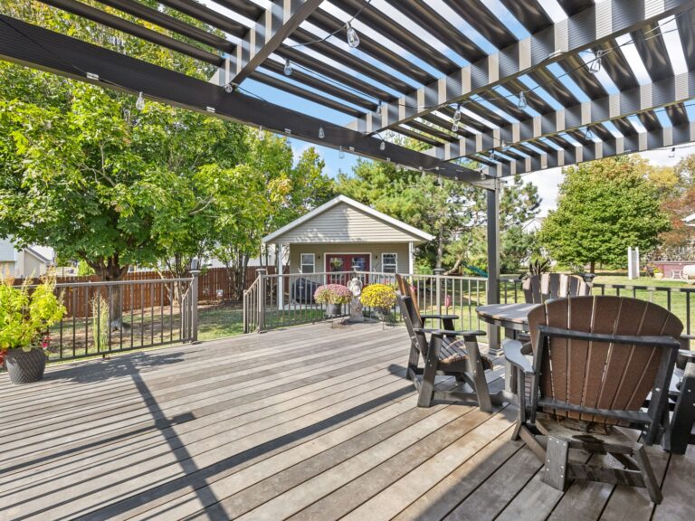 StraightTALK 155 pergola installation