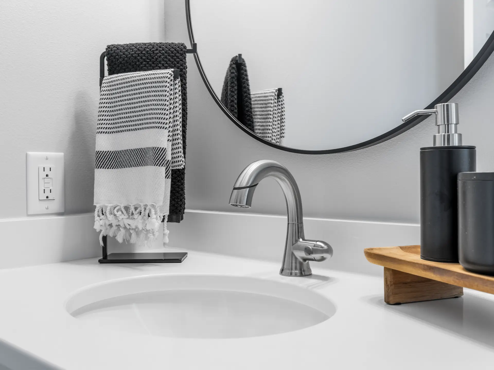 Bathroom Remodel Guide: Flooring and Shower Materials for a Stylish, Watertight Space 4 bathroom remodel bathroom finishing