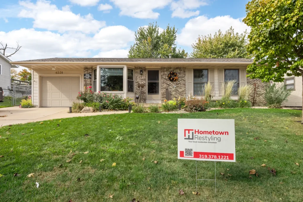 Wall Shelving Cedar Rapids 1