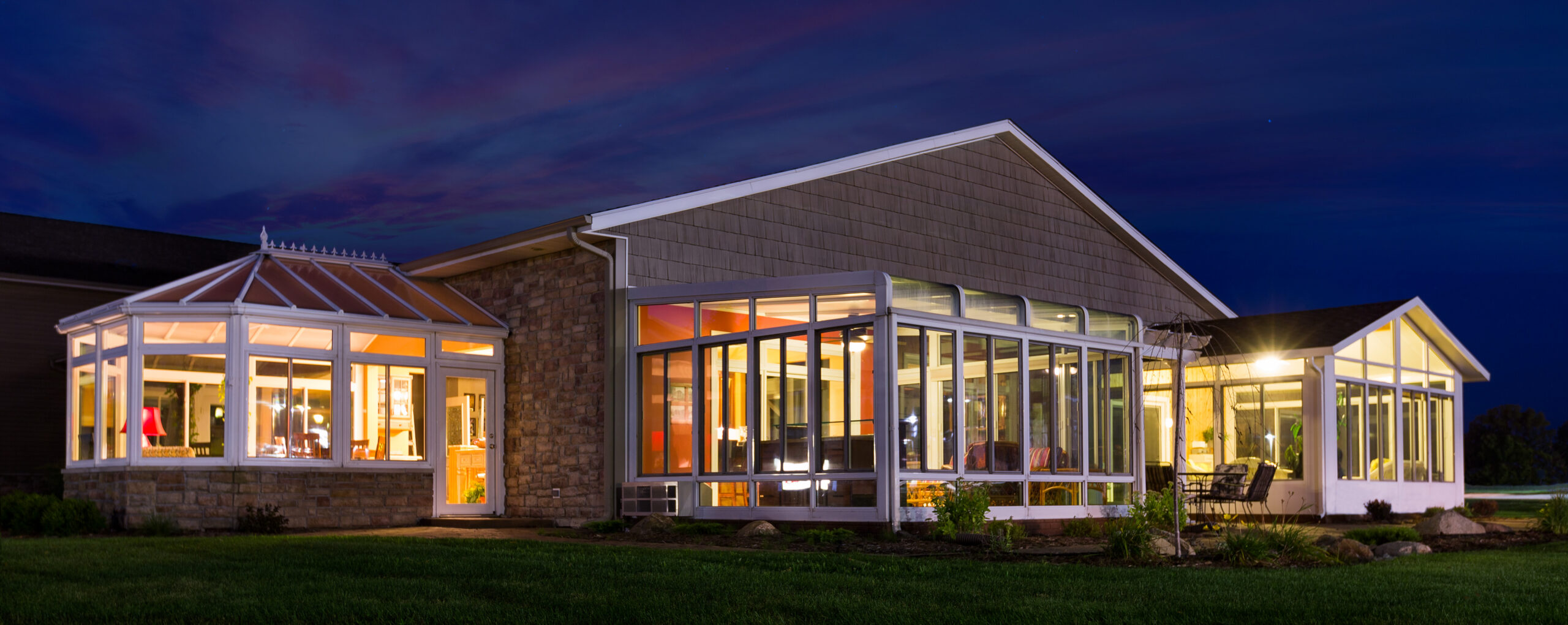 We’re Celebrating 40 Years of Local Ownership by Giving Away $30,000 in Our Home Makeover Sweepstakes 2 hometown restyling showroom hiawatha